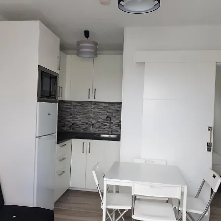 Apartment Ground Floor Dolphin House *