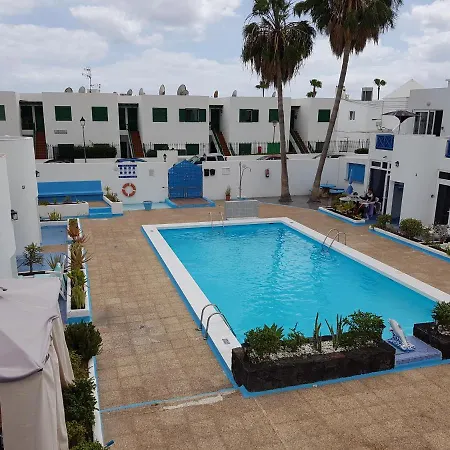 Ground Floor Dolphin House * Puerto del Carmen (Lanzarote)